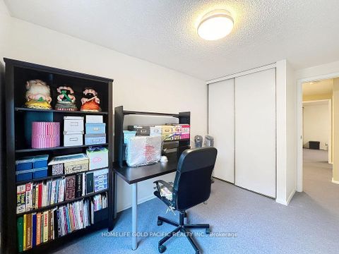 Photo 15 at 11 - 42 Stonehill Court, L'Amoreaux, Toronto