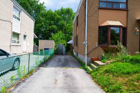 Photo 2 at 89 Chelwood Road, Ionview, Toronto