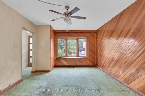 Photo 6 at 89 Chelwood Road, Ionview, Toronto