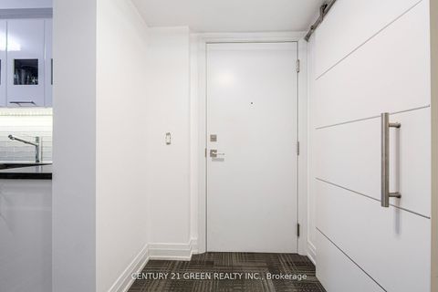 Photo 7 at E501 - 555 Wilson Avenue, Clanton Park, Toronto