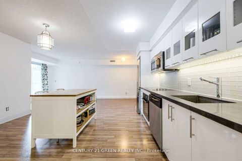 Photo 12 at E501 - 555 Wilson Avenue, Clanton Park, Toronto Photo 12 at E501 - 555 Wilson Avenue, Clanton Park, Toronto