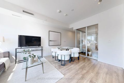 Photo 8 at 303 - 1 Cardiff Road, Mount Pleasant East, Toronto