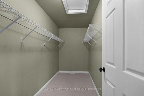 Photo 10 at 3 Prince Williams Way, Shore, Barrie