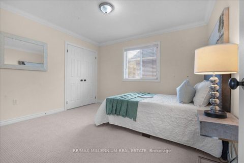 Photo 31 at 3 Prince Williams Way, Shore, Barrie