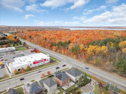 Photo 44 at 3 Prince Williams Way, Shore, Barrie