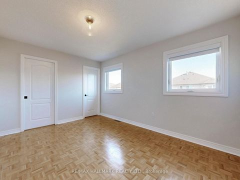 Photo 20 at 22 Laura Sabrina Drive, Sonoma Heights, Vaughan