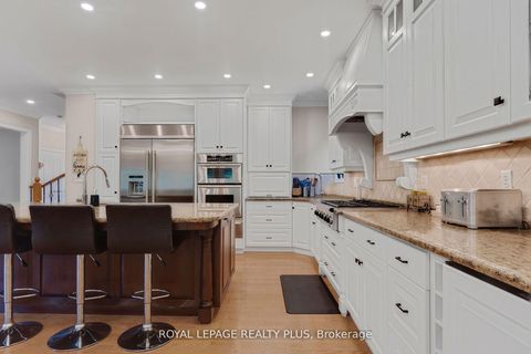 Photo 14 at 2376 Valley Forest Way, RO River Oaks, Oakville