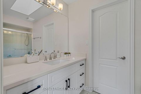 Photo 34 at 2376 Valley Forest Way, RO River Oaks, Oakville