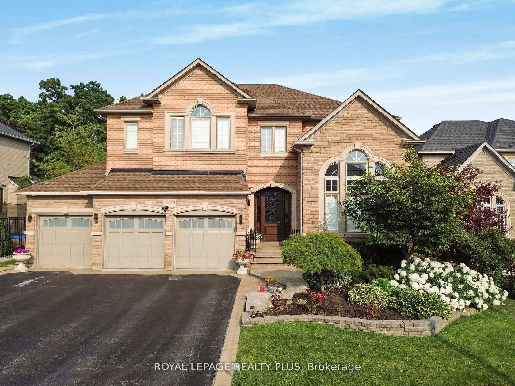 2376 Valley Forest Way, RO River Oaks, Oakville 