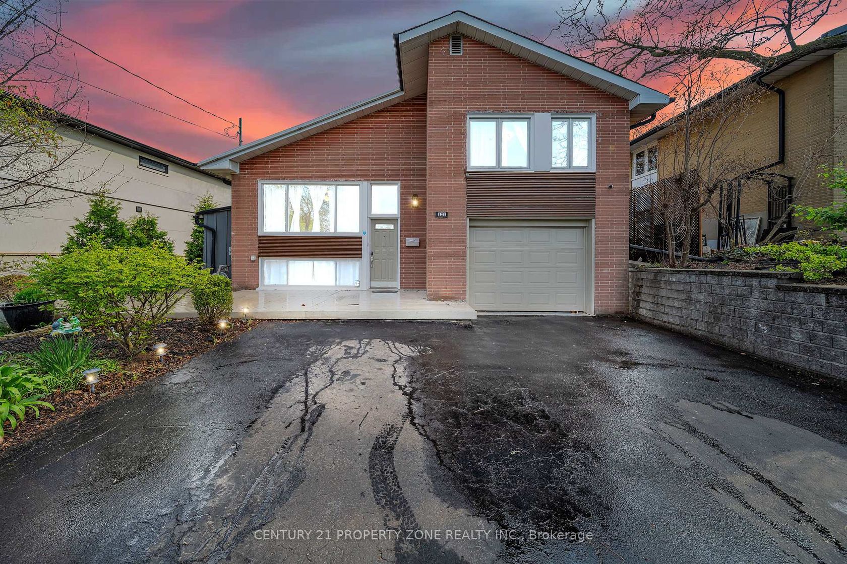 122 Vista Boulevard, Streetsville, Mississauga 