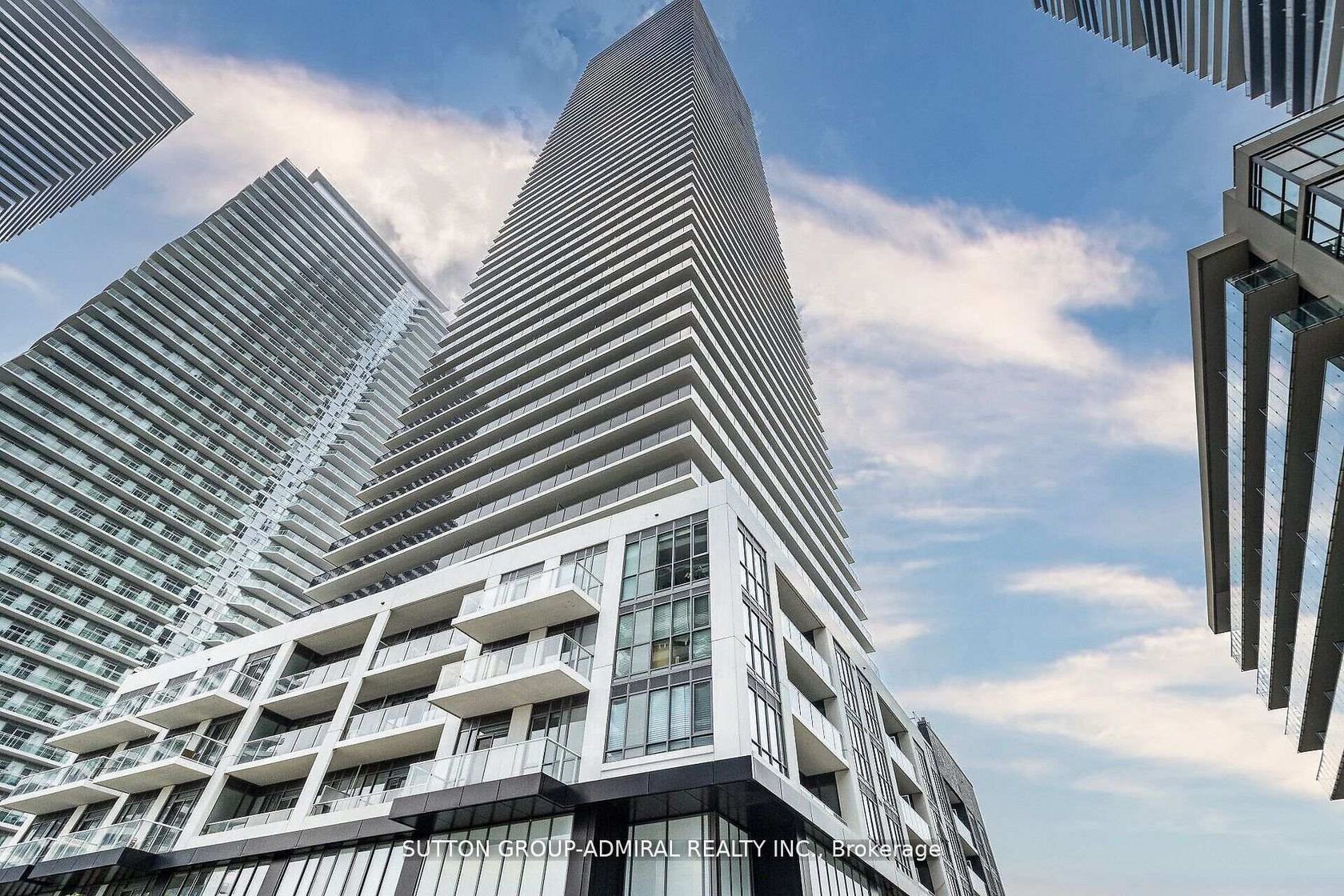 TH107 - 70 Annie Craig Drive, Mimico, Toronto 