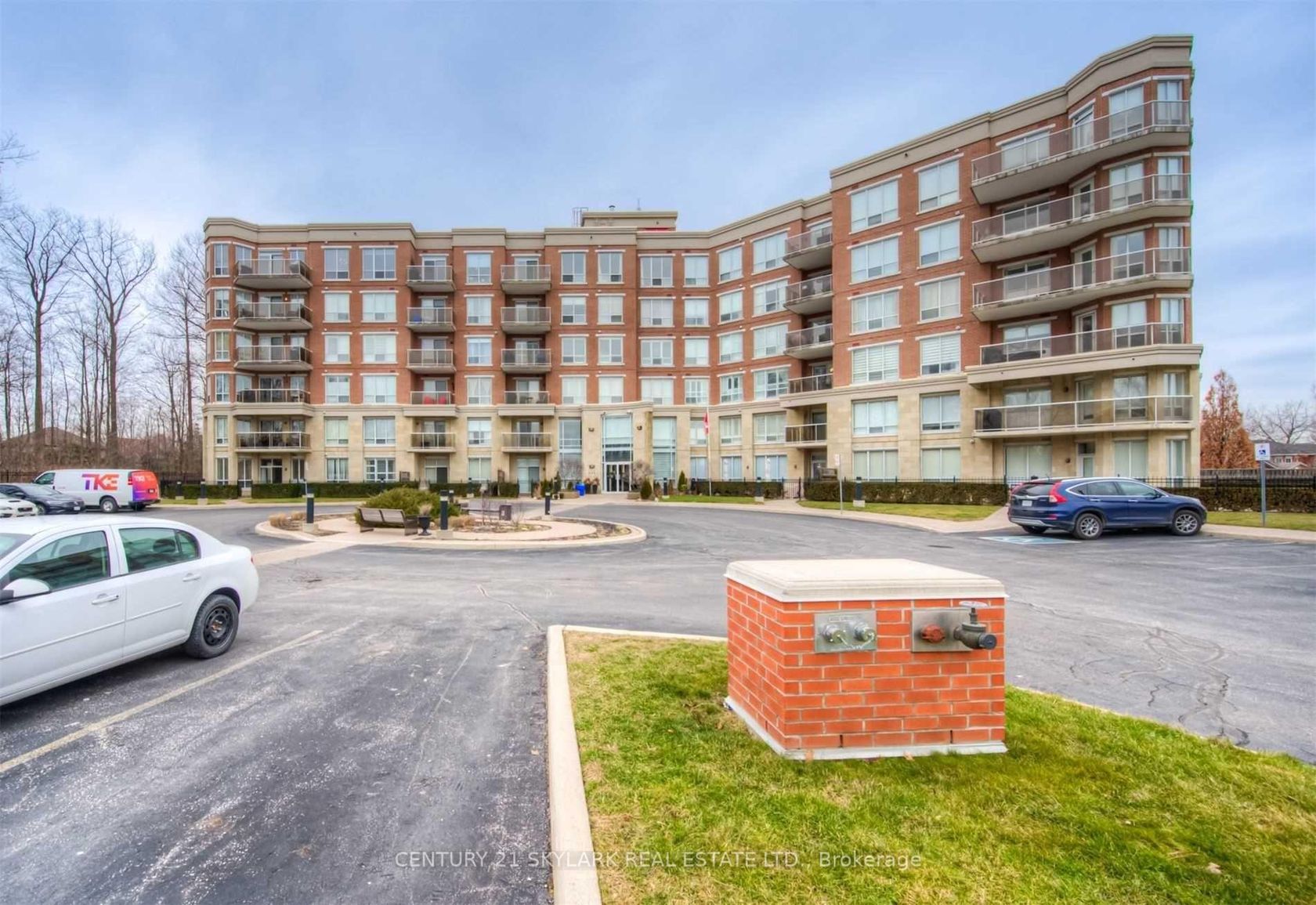 510 - 483 Faith Drive, Hurontario, Mississauga by Loree Meneguzzi Real Estate 510 - 483 Faith Drive, Hurontario, Mississauga