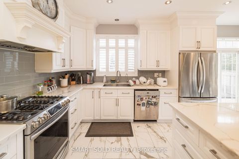 Photo 8 at 456 La Rocca Avenue, Vellore Village, Vaughan