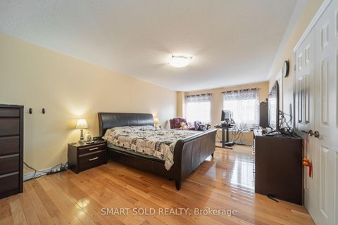 Photo 21 at 456 La Rocca Avenue, Vellore Village, Vaughan