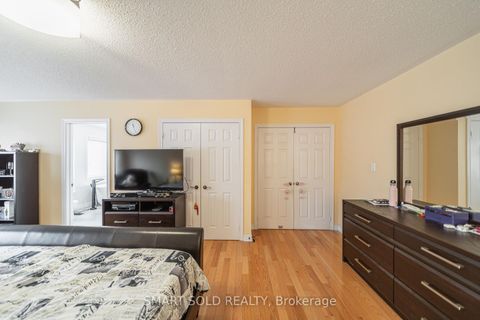 Photo 22 at 456 La Rocca Avenue, Vellore Village, Vaughan