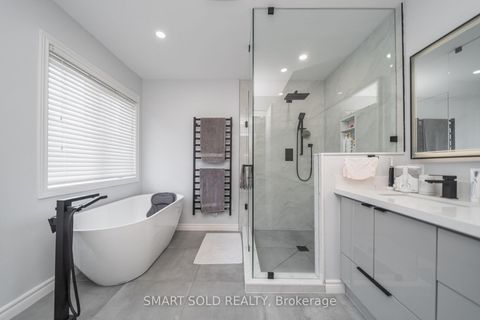 Photo 24 at 456 La Rocca Avenue, Vellore Village, Vaughan