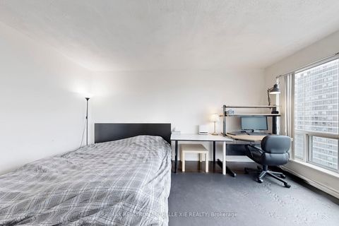Photo 19 at Ph201 - 1 Lee Centre Drive, Bendale, Toronto
