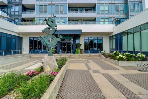Photo 1 at 212 - 7890 Bathurst Street, Beverley Glen, Vaughan