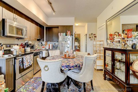 Photo 9 at 212 - 7890 Bathurst Street, Beverley Glen, Vaughan