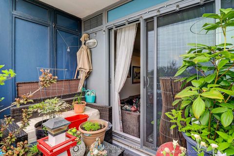 Photo 15 at 212 - 7890 Bathurst Street, Beverley Glen, Vaughan