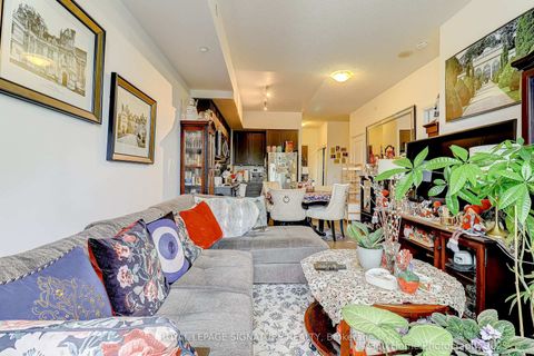 Photo 16 at 212 - 7890 Bathurst Street, Beverley Glen, Vaughan