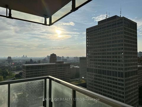 Photo 14 at 2203 - 37 Grosvenor Street, Bay Street Corridor, Toronto