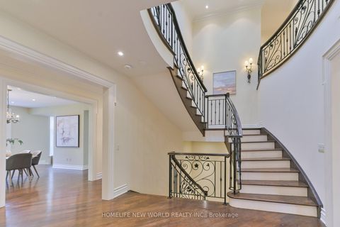 Photo 9 at 33 Evita Court, Uplands, Vaughan