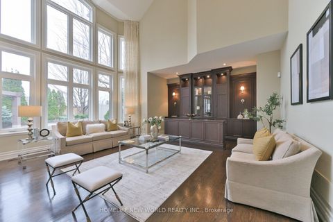 Photo 16 at 33 Evita Court, Uplands, Vaughan