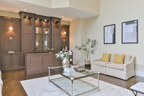 Photo 19 at 33 Evita Court, Uplands, Vaughan
