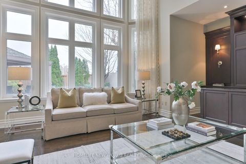 Photo 20 at 33 Evita Court, Uplands, Vaughan