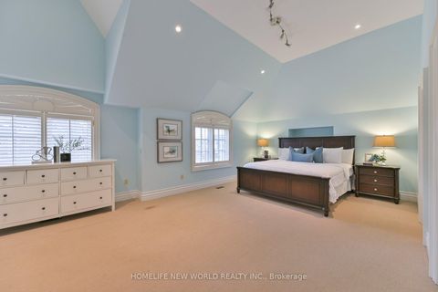 Photo 33 at 33 Evita Court, Uplands, Vaughan