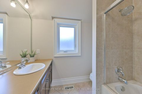 Photo 35 at 33 Evita Court, Uplands, Vaughan