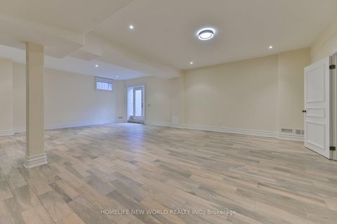 Photo 41 at 33 Evita Court, Uplands, Vaughan