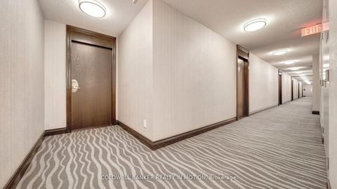 Photo 11 at 918 - 25 Lower Simcoe Street, Waterfront Communities C1, Toronto