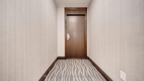 Photo 12 at 918 - 25 Lower Simcoe Street, Waterfront Communities C1, Toronto