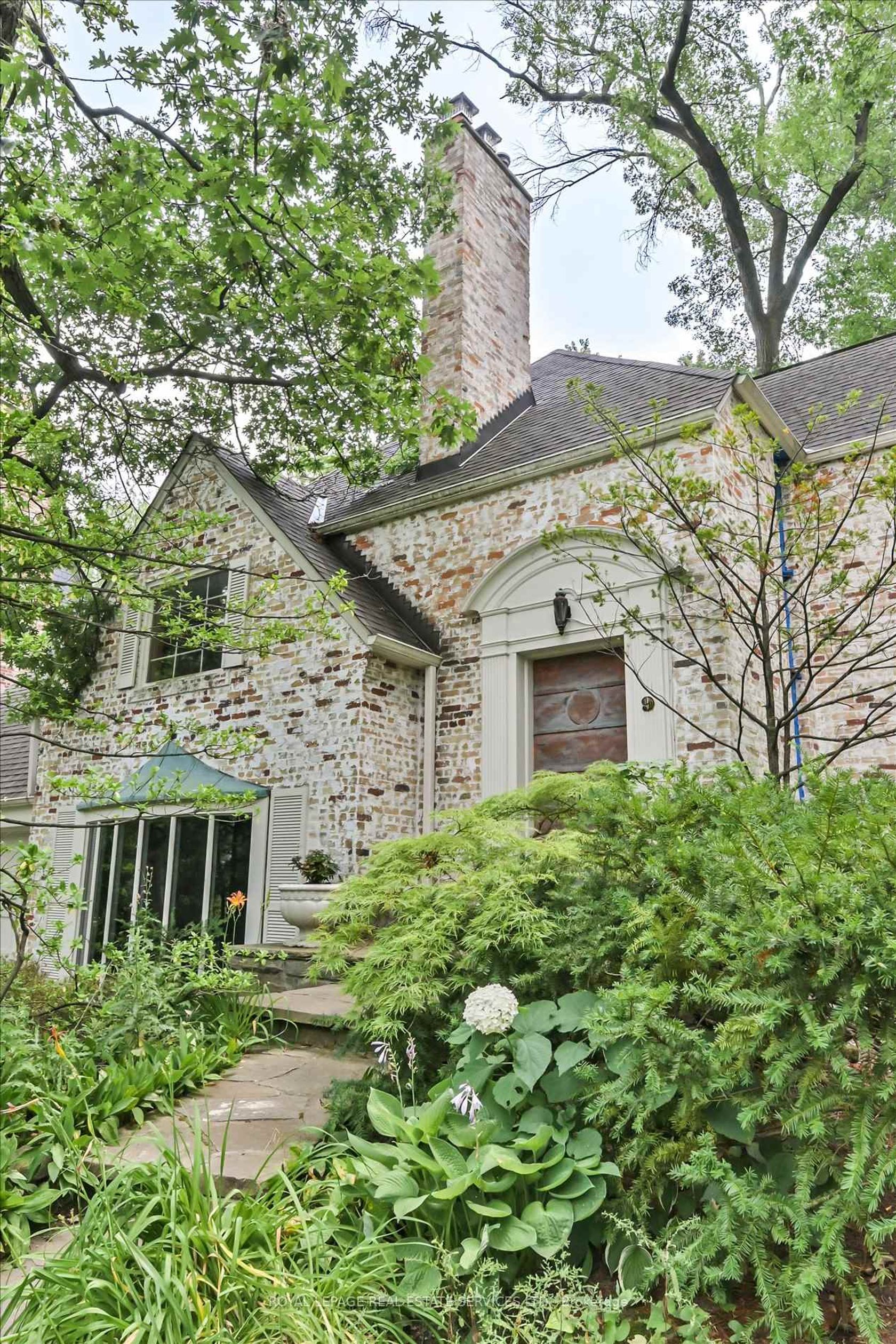 9 Edenbridge Drive, Humber Valley, Toronto 