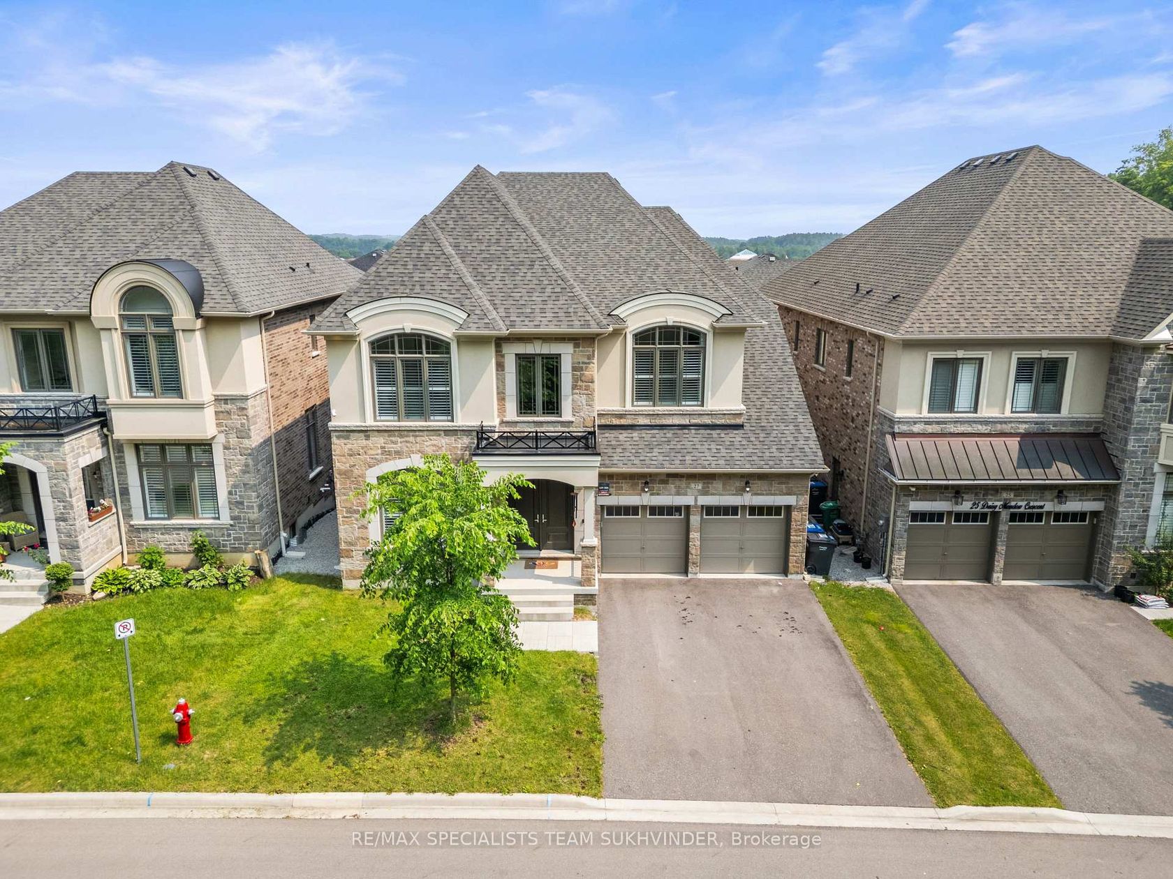 27 Daisy Meadow Crescent, Caledon East, Caledon 