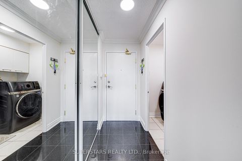 Photo 10 at 512 - 7300 Yonge Street, Yorkhill, Vaughan