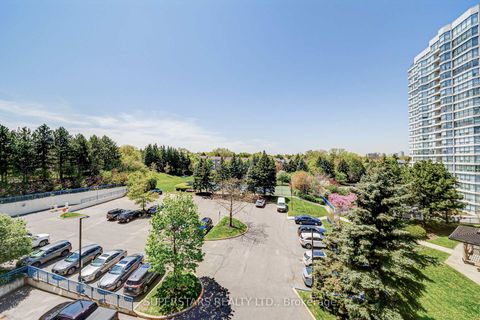 Photo 22 at 512 - 7300 Yonge Street, Yorkhill, Vaughan