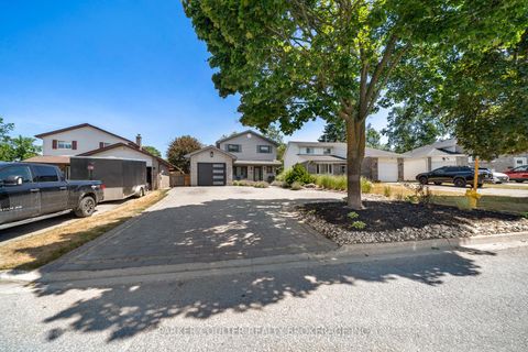 Photo 1 at 68 Mcconkey Place, Allandale Heights, Barrie