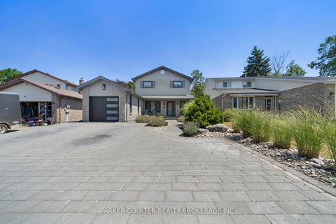 Photo 2 at 68 Mcconkey Place, Allandale Heights, Barrie