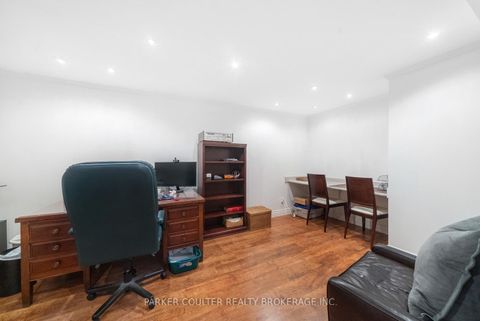 Photo 31 at 68 Mcconkey Place, Allandale Heights, Barrie