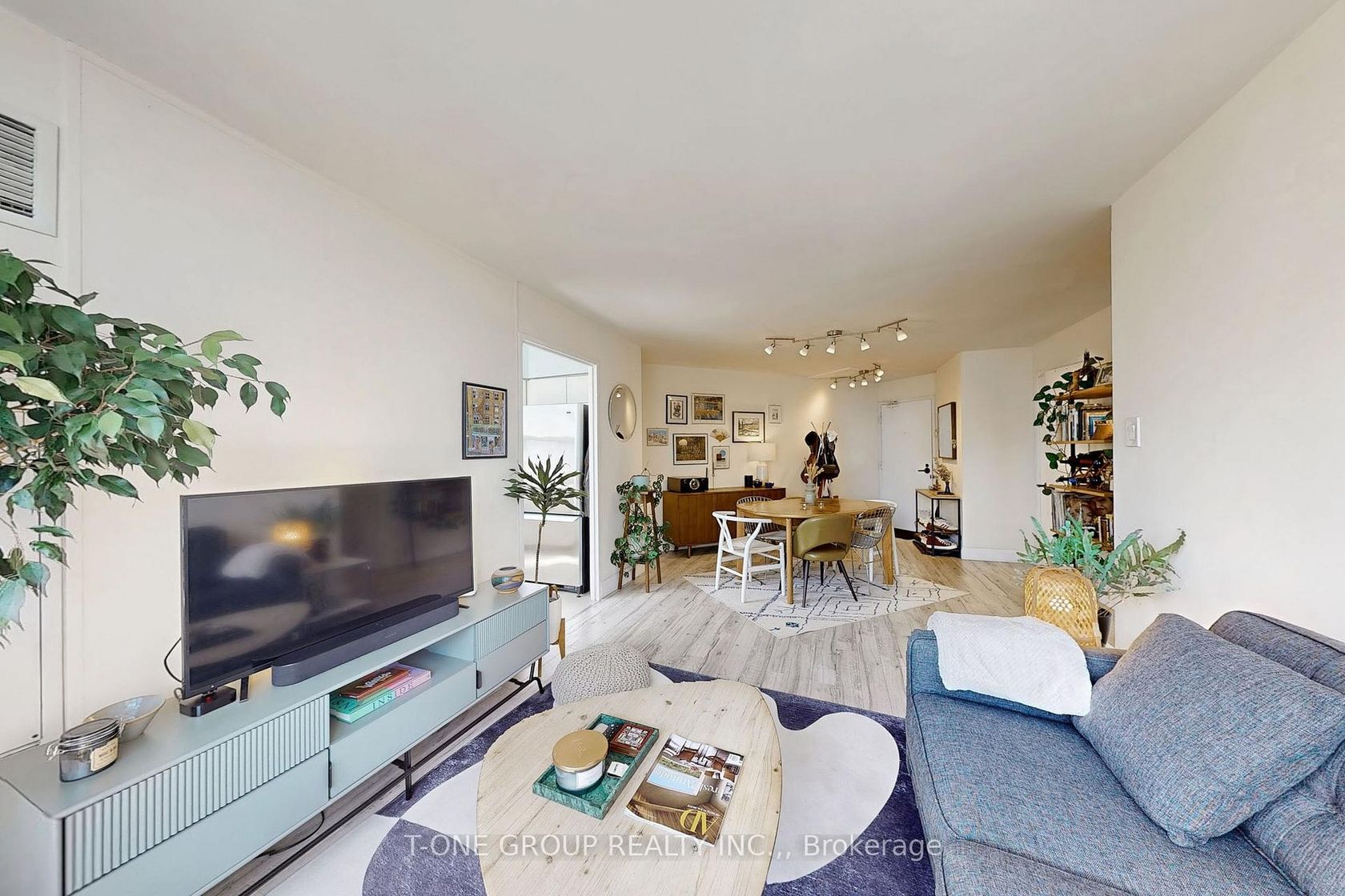 1212 - 25 Maitland Street, Yonge Corridor, Toronto 