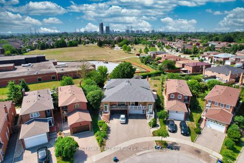 Photo 4 at 20 Terra Road, East Woodbridge, Vaughan