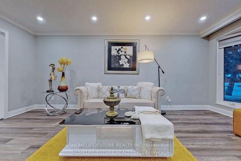 Photo 10 at 28 Skyridge Road, Morningside, Toronto