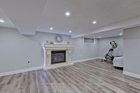 Photo 16 at 28 Skyridge Road, Morningside, Toronto