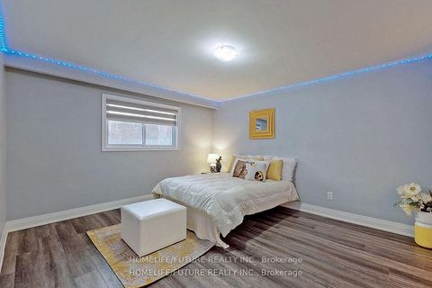 Photo 18 at 28 Skyridge Road, Morningside, Toronto
