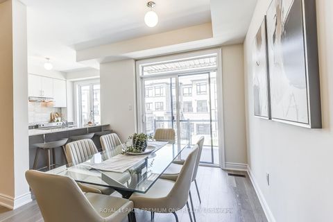 Photo 14 at 71 TENNANT Circle N, Vellore Village, Vaughan