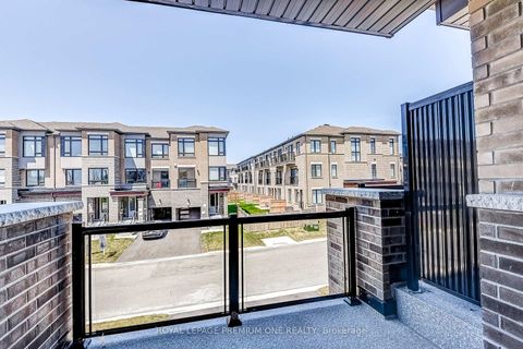 Photo 20 at 71 TENNANT Circle N, Vellore Village, Vaughan