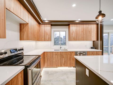 Photo 9 at 1046 Lebanon Drive, Alcona, Innisfil Photo 9 at 1046 Lebanon Drive, Alcona, Innisfil